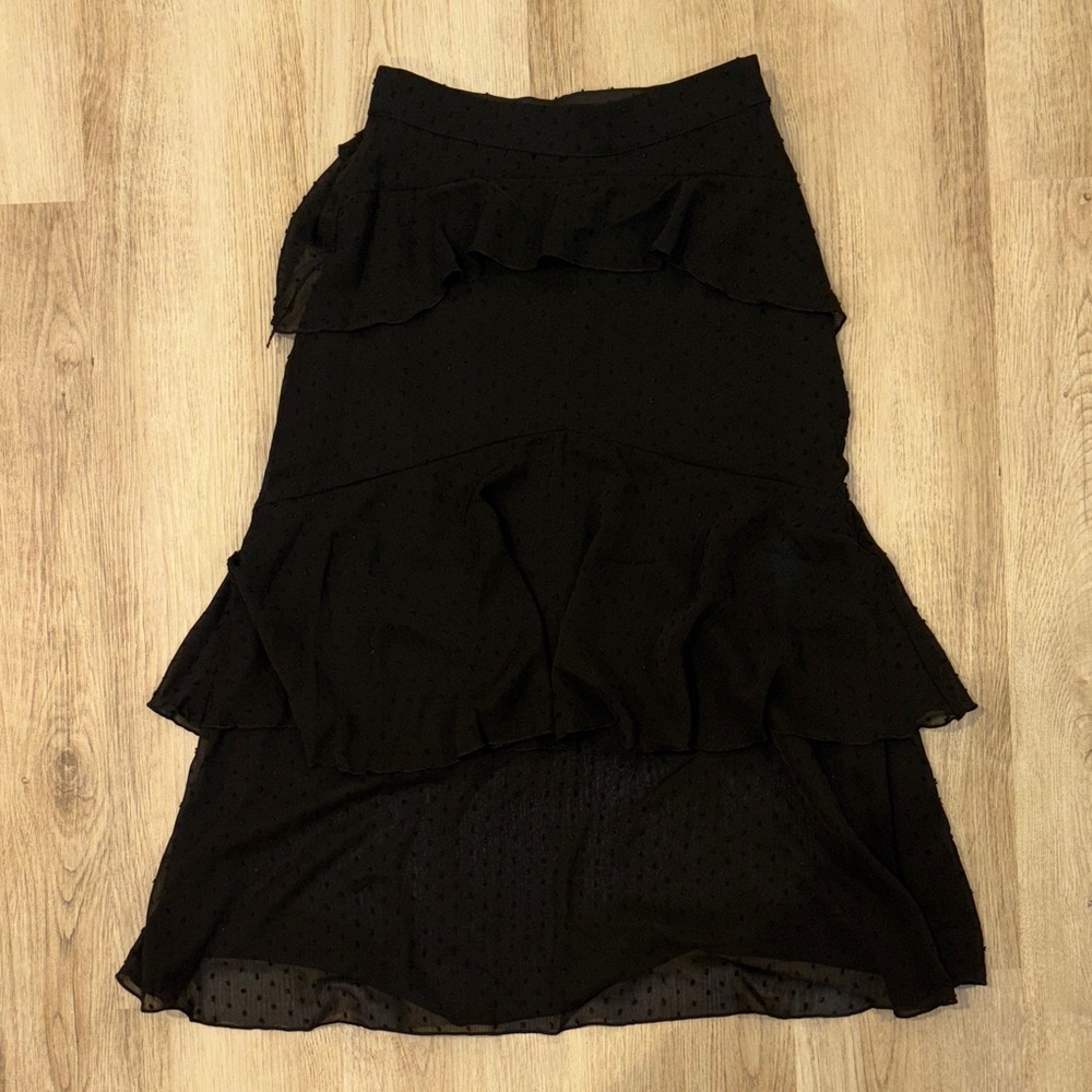 Chic Black Layered Midi Skirt